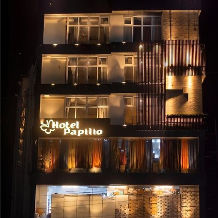 Hotel Papilio Māldah Zewnętrze zdjęcie
