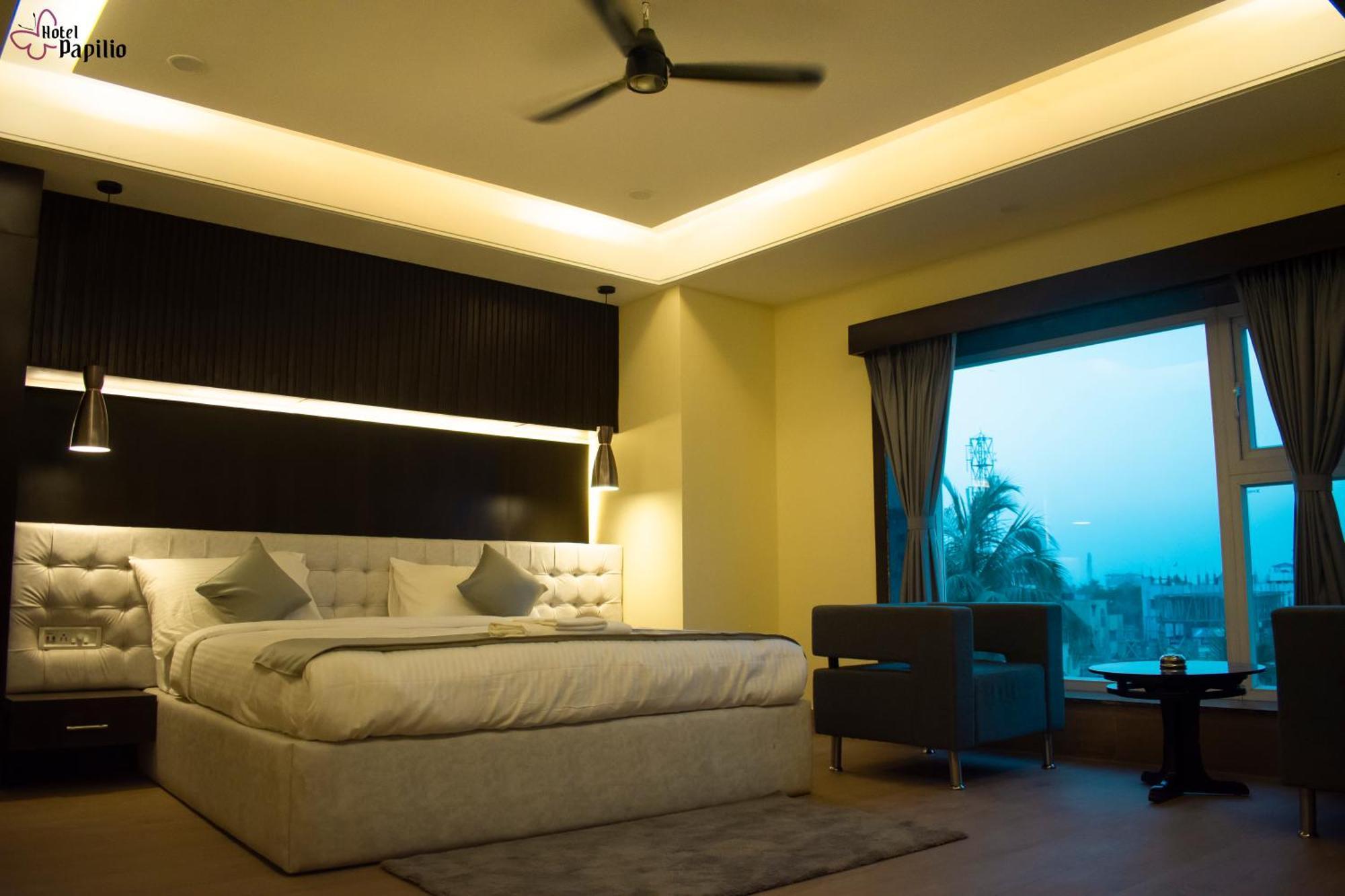 Hotel Papilio Māldah Zewnętrze zdjęcie